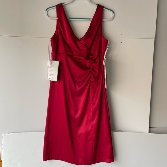 NWT! ($130) Betsy & Adam Women's Red Silk Satin Dress Formal Evening Prom, 14 - Picture 3 of 12